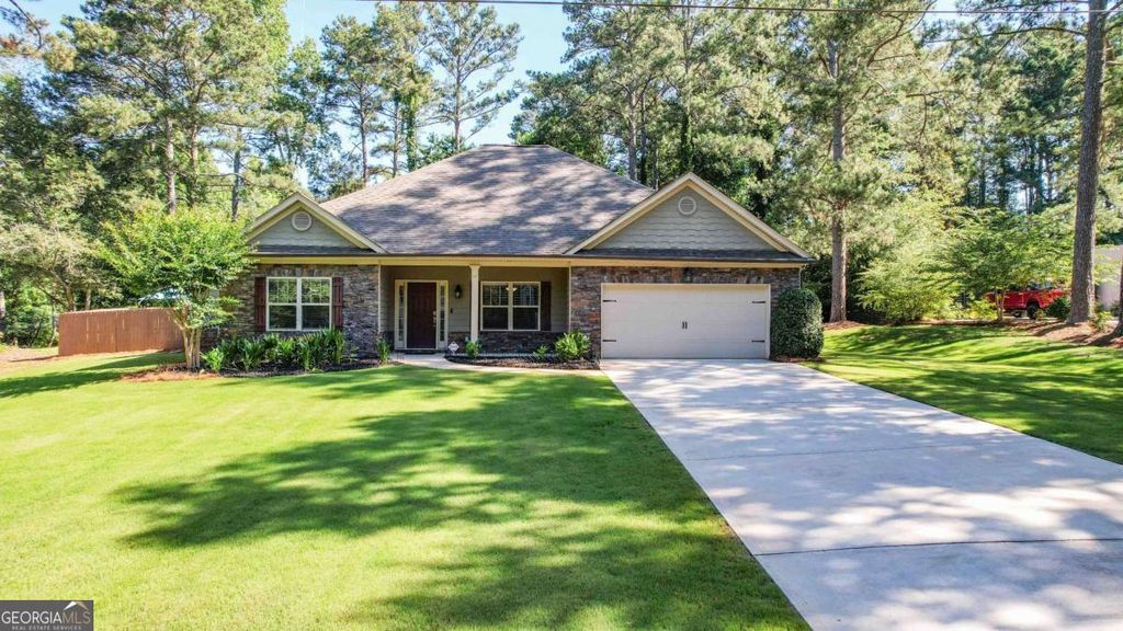 155 Camp Drive, Carrollton, GA 30117