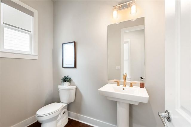 4006 Hazel Nut Lane, Atlanta, GA 30342