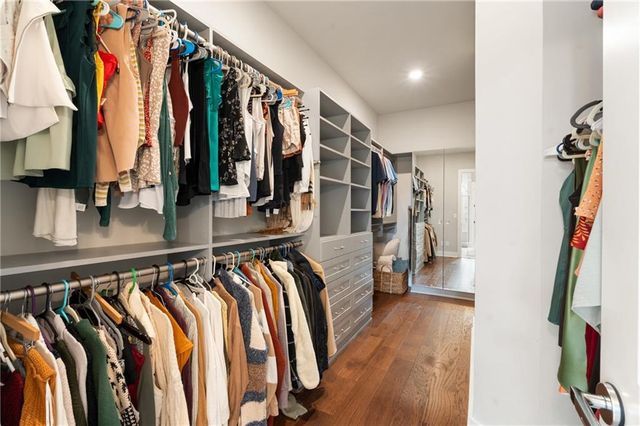 4006 Hazel Nut Lane, Atlanta, GA 30342