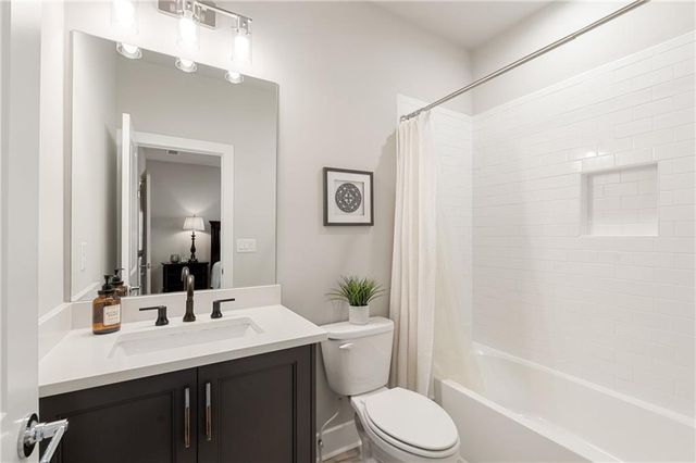 4006 Hazel Nut Lane, Atlanta, GA 30342