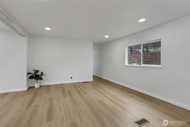 21215 Orting Kapowsin Hwy E, Graham, WA 98338