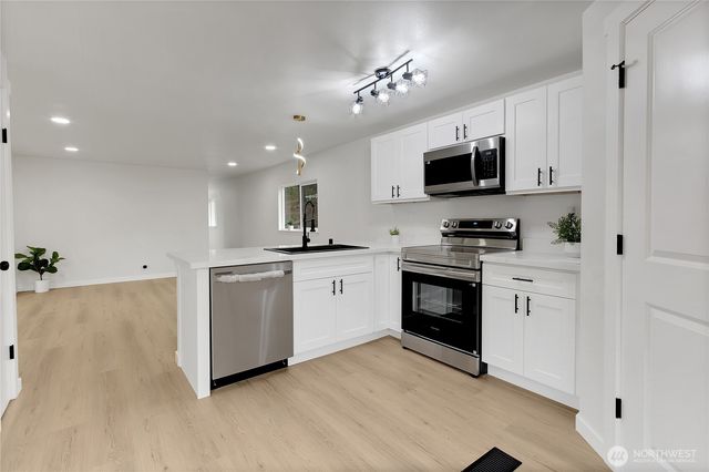 21215 Orting Kapowsin Hwy E, Graham, WA 98338