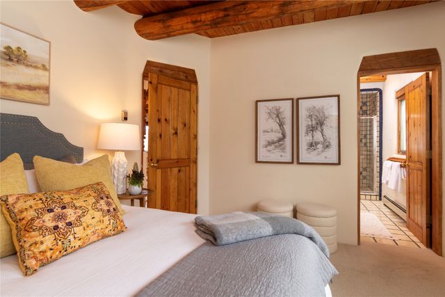 1388 Camino Corto, Santa Fe, NM 87501