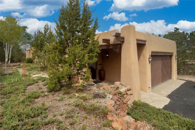 1388 Camino Corto, Santa Fe, NM 87501