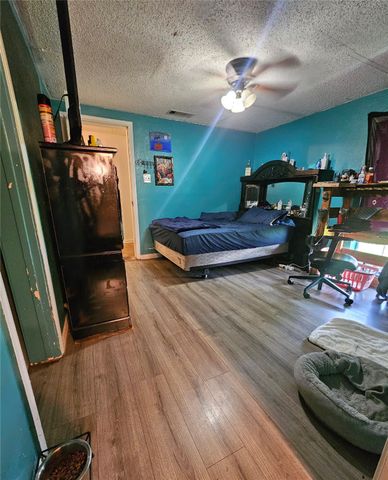 315 S Mable Street, Ferris, TX 75125