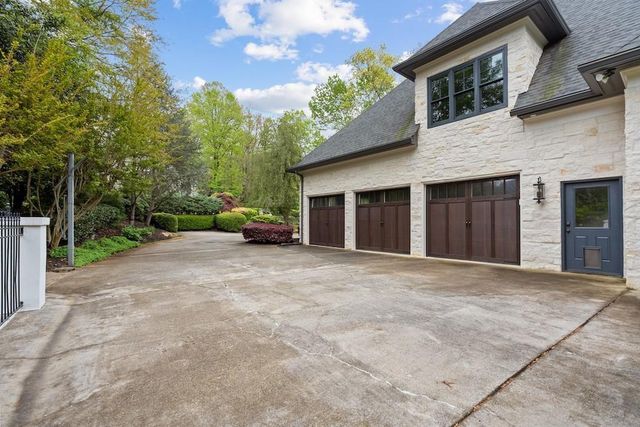 6092 Carlisle Lane, Alpharetta, GA 30022