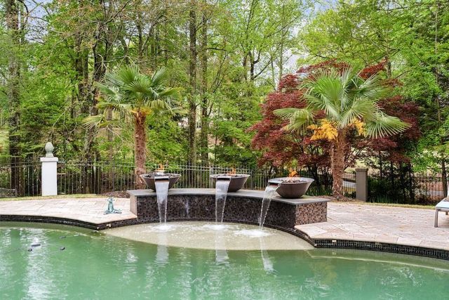 6092 Carlisle Lane, Alpharetta, GA 30022