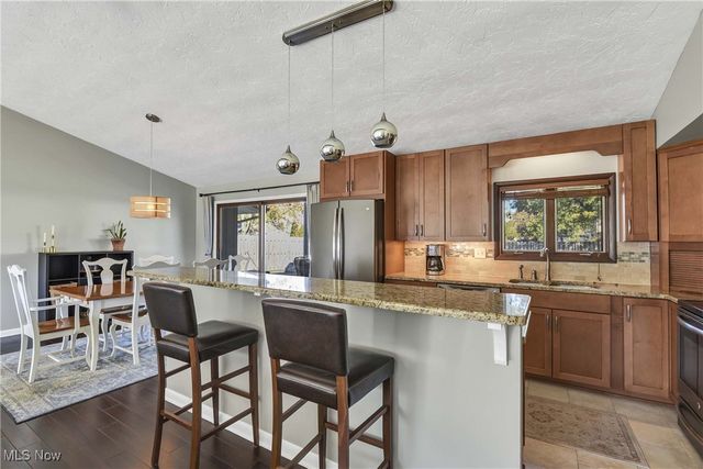 16486 S Red Rock Drive, Strongsville, OH 44136