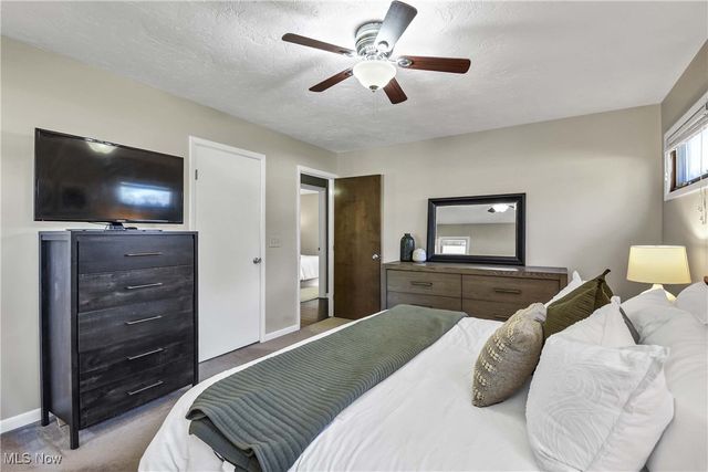 16486 S Red Rock Drive, Strongsville, OH 44136