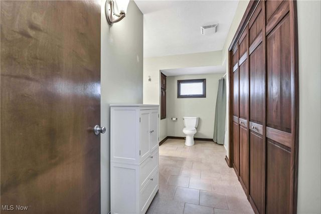 16486 S Red Rock Drive, Strongsville, OH 44136