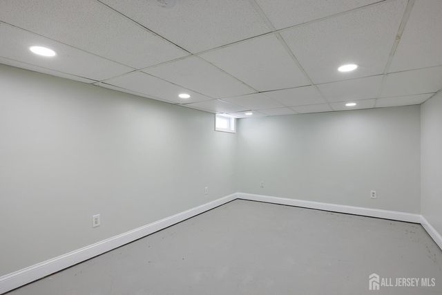 216 Chestnut Street, Middlesex, NJ 08846