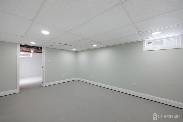 216 Chestnut Street, Middlesex, NJ 08846