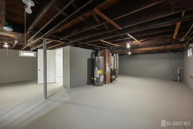 216 Chestnut Street, Middlesex, NJ 08846