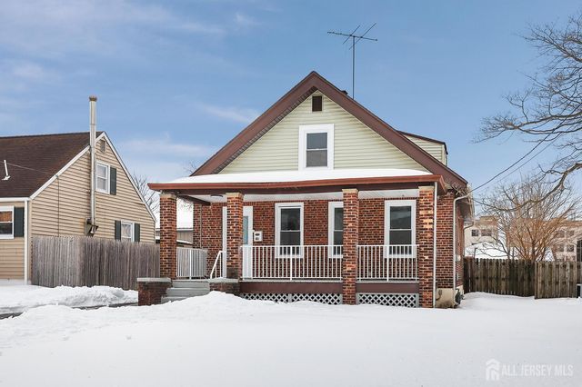 216 Chestnut Street, Middlesex, NJ 08846