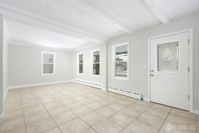 216 Chestnut Street, Middlesex, NJ 08846