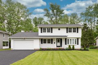 7643 Anchor Drive, Clay, NY 13090