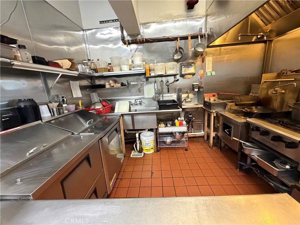 2391 E Colorado Boulevard, Pasadena, CA 91107 — photo 5