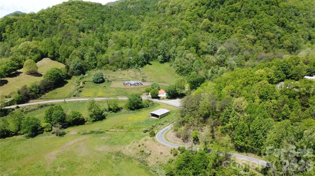8200 Caney Fork Road, Cullowhee, NC 28723
