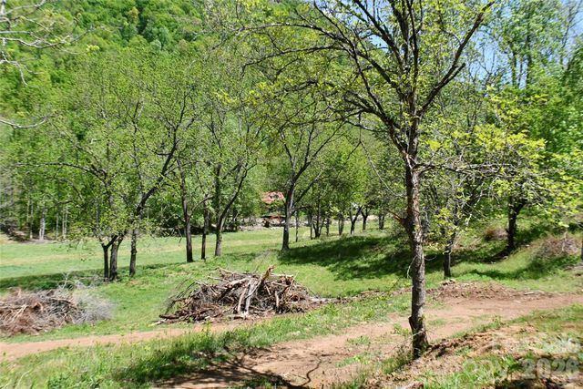 8200 Caney Fork Road, Cullowhee, NC 28723