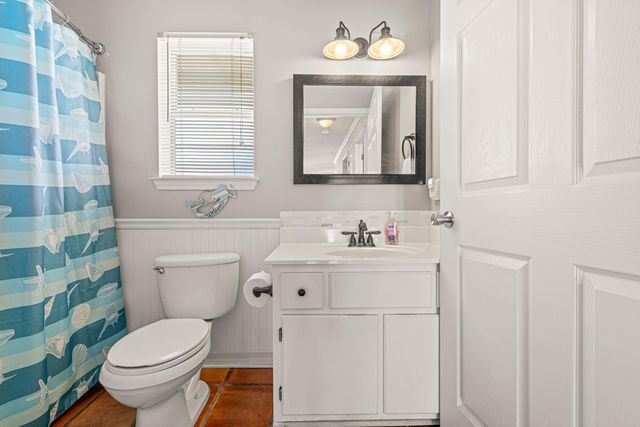 7472 Sunset Harbor Drive, 333, Navarre, FL 32566