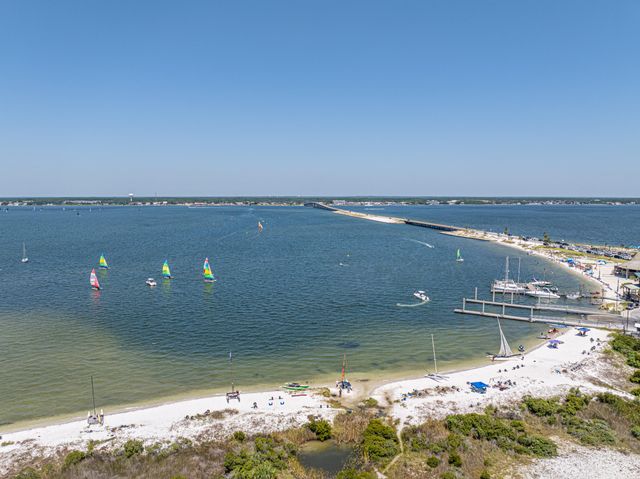 7472 Sunset Harbor Drive, 333, Navarre, FL 32566