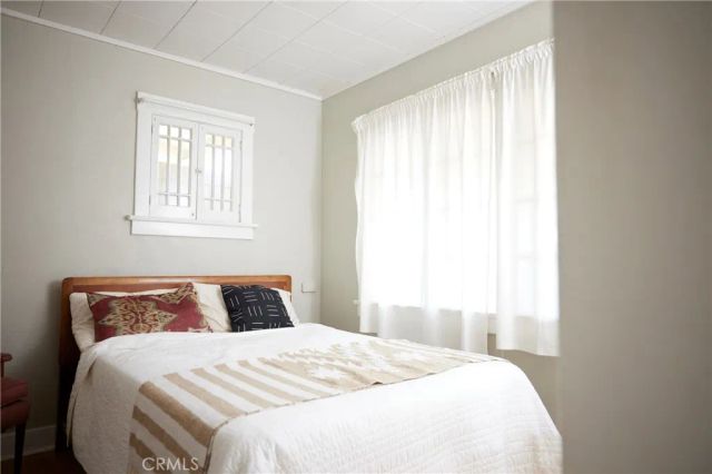 141 Roselawn Place, Los Angeles, CA 90042