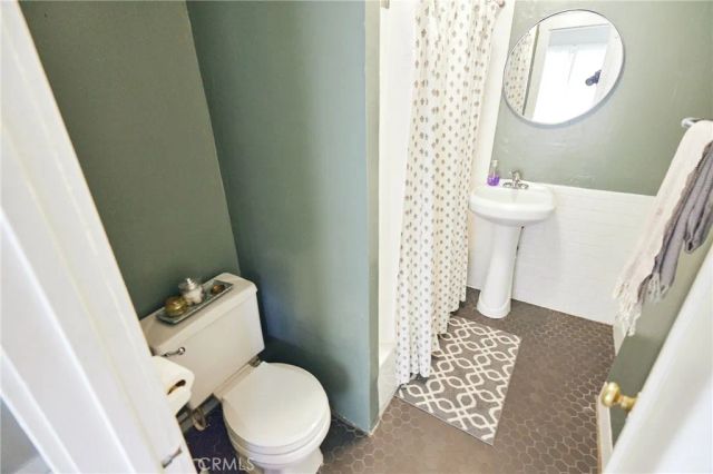 141 Roselawn Place, Los Angeles, CA 90042