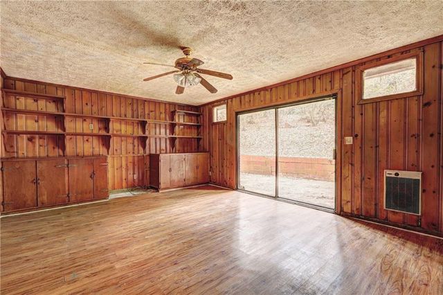 2200 Beecher SW Circle, Atlanta, GA 30311