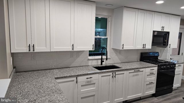 823 E FIRST STREET, Cumberland, MD 21502