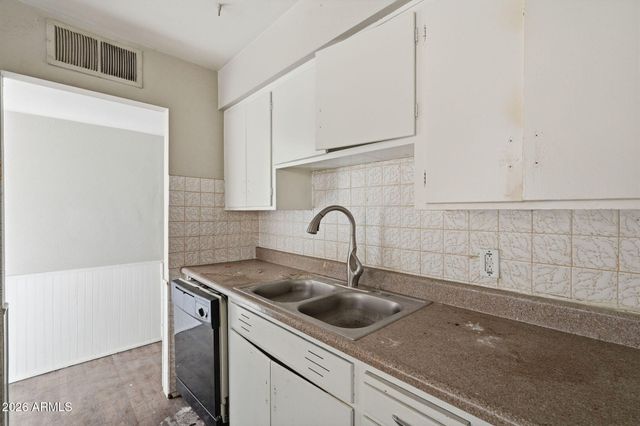 1723 W CHERYL Drive, Phoenix, AZ 85021