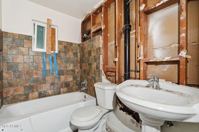 1723 W CHERYL Drive, Phoenix, AZ 85021