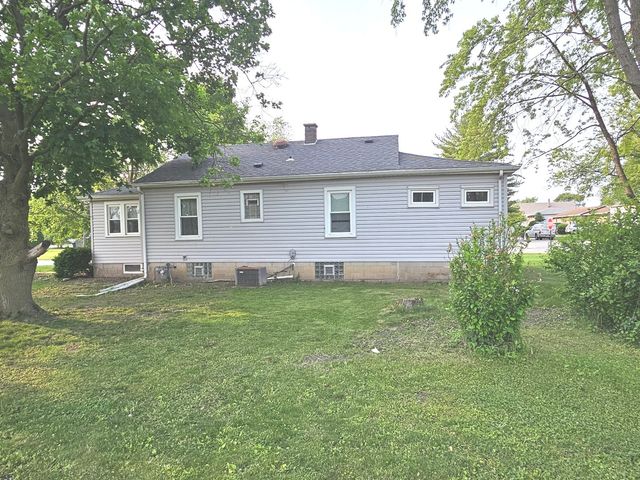 3500 Butler Avenue, Steger, IL 60475