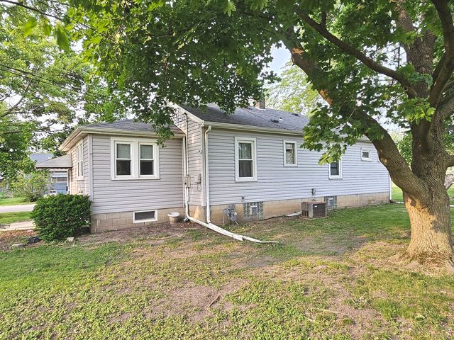 3500 Butler Avenue, Steger, IL 60475