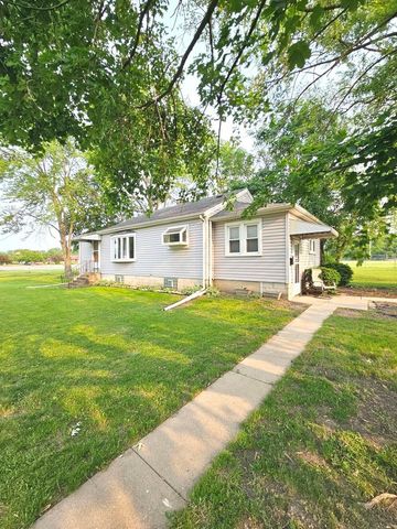 3500 Butler Avenue, Steger, IL 60475