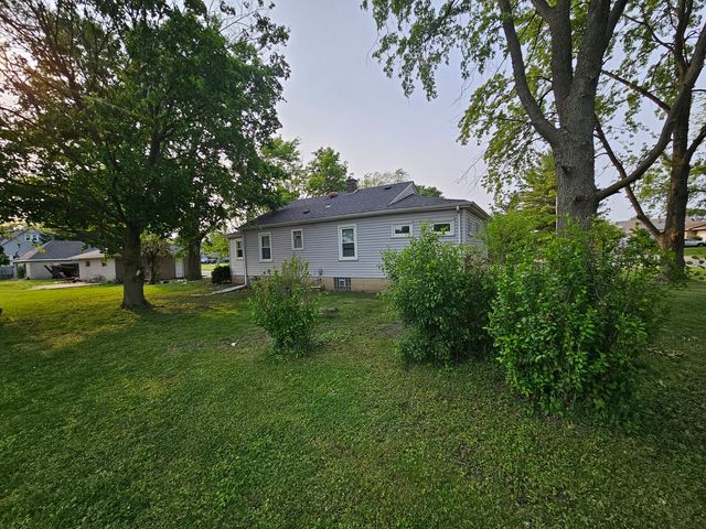 3500 Butler Avenue, Steger, IL 60475