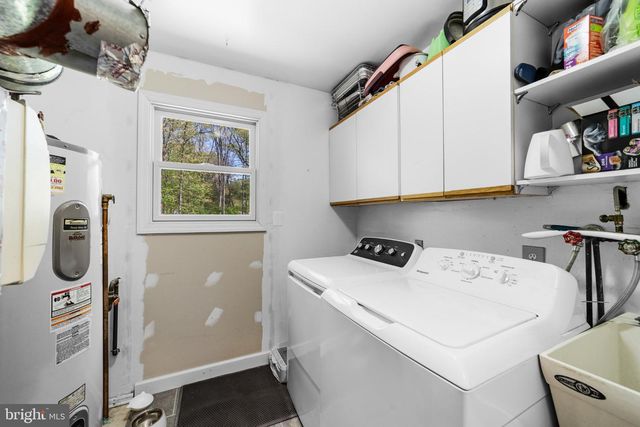 7 MICHELLE ST, Monroe Township, NJ 08831