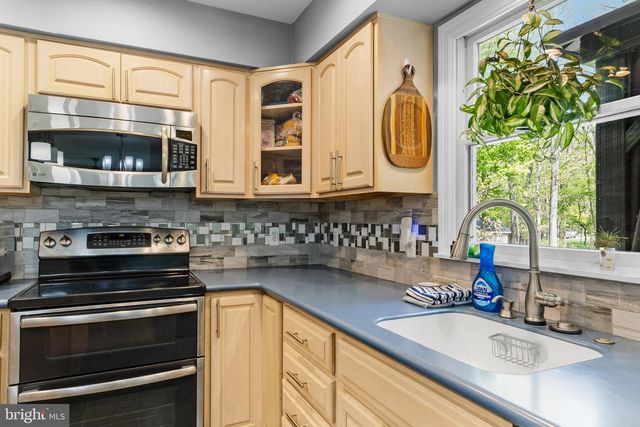 7 MICHELLE ST, Monroe Township, NJ 08831