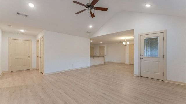 517 Eagle Drive, Gravette, AR 72736