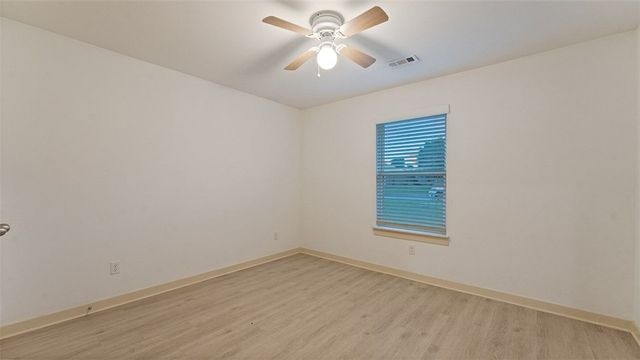 517 Eagle Drive, Gravette, AR 72736