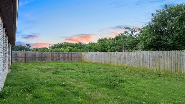 517 Eagle Drive, Gravette, AR 72736