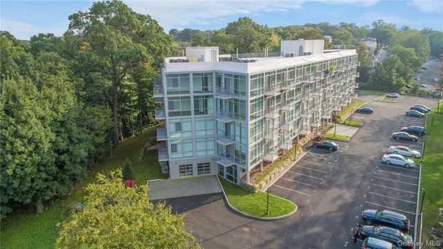 250 S Central Park Avenue 3I, Hartsdale, NY 10530