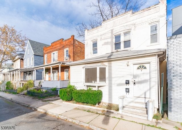 2 Drake St, Bound Brook Boro, NJ 08805