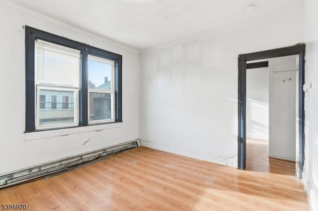 2 Drake St, Bound Brook Boro, NJ 08805