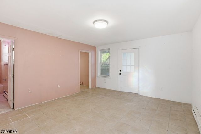 2 Drake St, Bound Brook Boro, NJ 08805