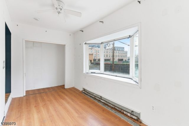 2 Drake St, Bound Brook Boro, NJ 08805