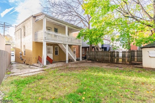 2 Drake St, Bound Brook Boro, NJ 08805