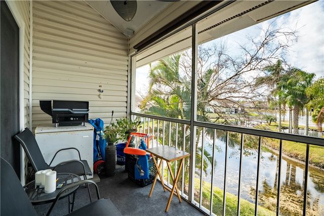 1907 Aynsley Way 32-2, Vero Beach, FL 32966