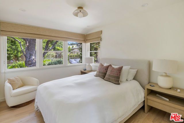 13214 Riviera Ranch Road, Los Angeles, CA 90049