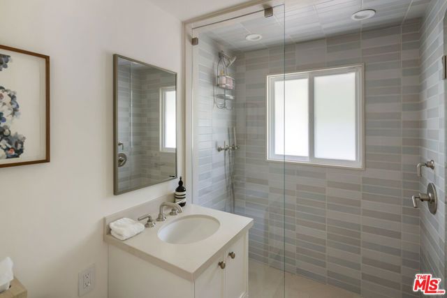 13214 Riviera Ranch Road, Los Angeles, CA 90049