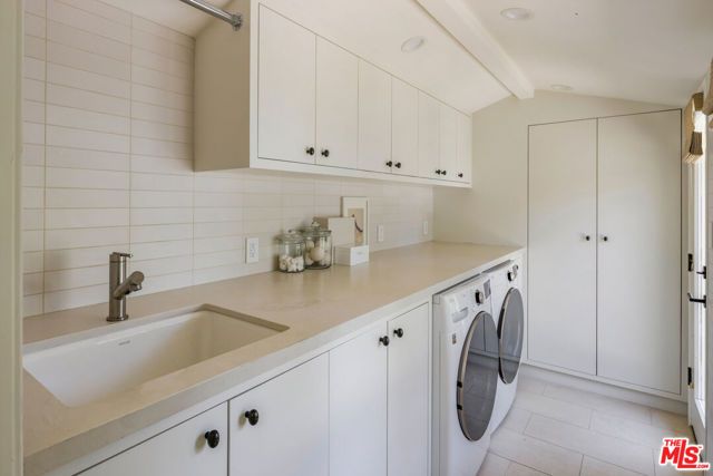 13214 Riviera Ranch Road, Los Angeles, CA 90049